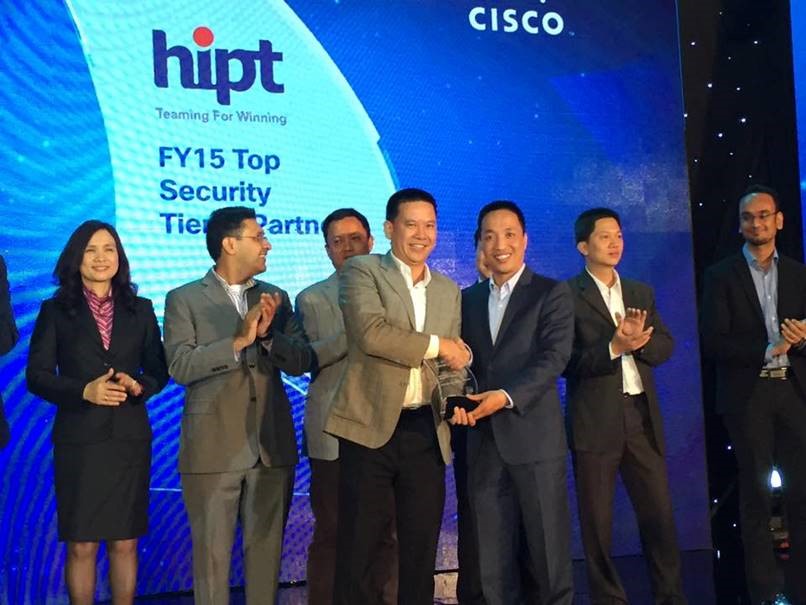 Vinh danh HiPT tại lễ trao giải Cisco Partner Awards 2015