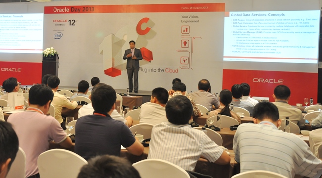 Oracle Day 2013: HiPT thu hút nhiều khách hàng