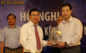 HiPT được trao kỷ niệm chương Đối tác tiêu biểu của Bộ Tài chính